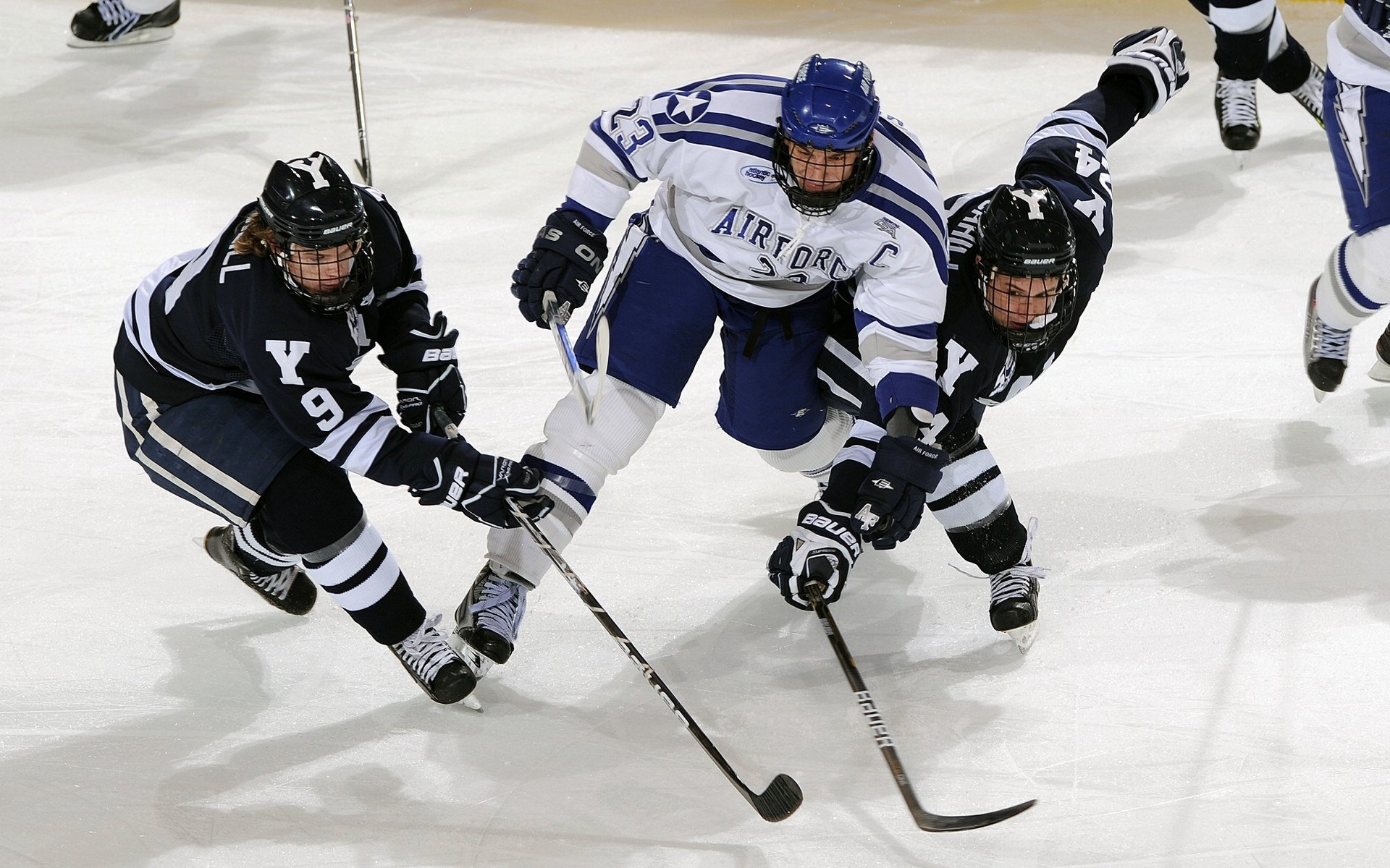 世界杯:马拉多纳与梅西“谁是GOAT”争论达到前所未有高度